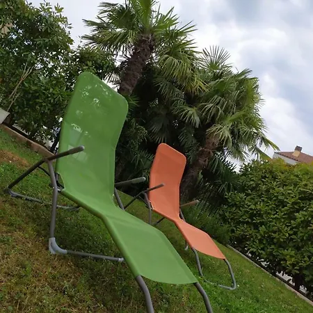 Con Giardino A Cisano Di 바르돌리노