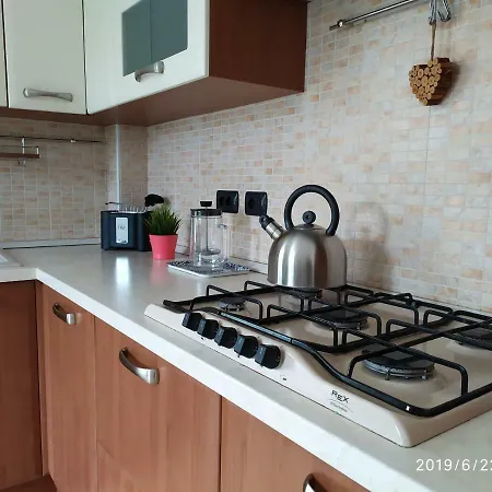 아파트 Con Giardino A Cisano Di *