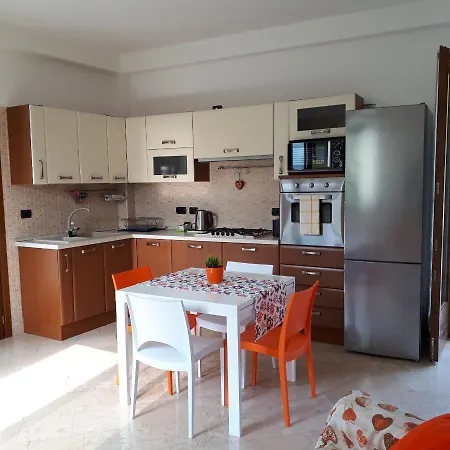 아파트 Con Giardino A Cisano Di *